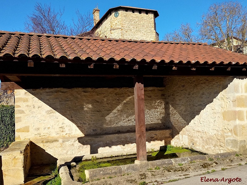 Lavadero y fuente de Arriola