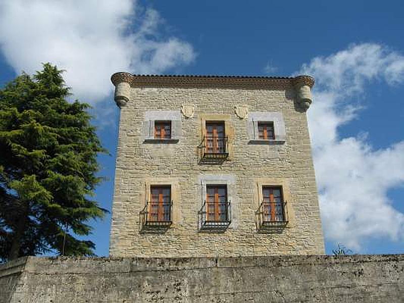 Casa torre de los López de Letona