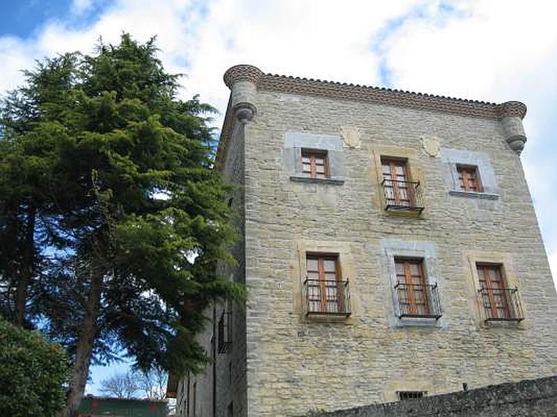 Casa torre de los López de Letona