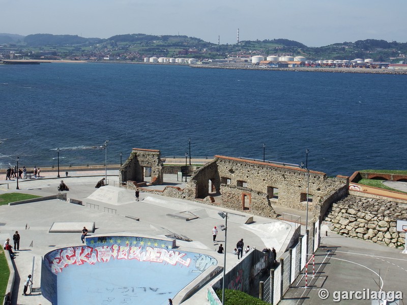 Fuerte Viejo y baterías de Santa Catalina