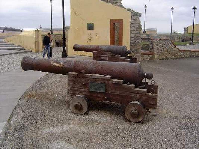 Fuerte Viejo y baterías de Santa Catalina