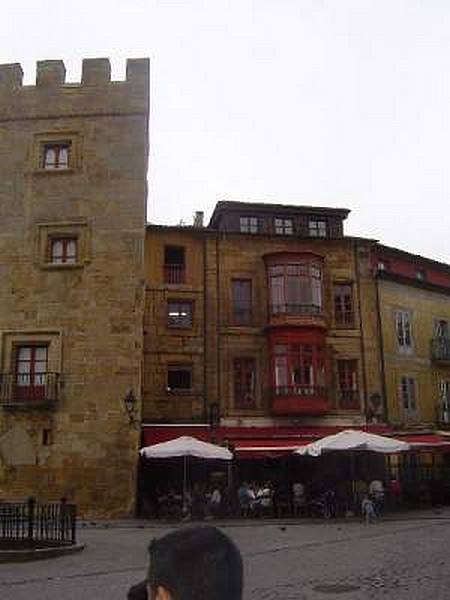 Palacio fortificado de Revillagigedo