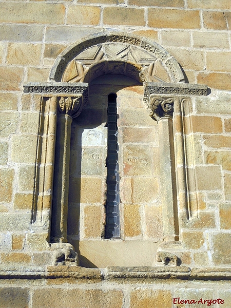 Iglesia de Santa María de la Oliva