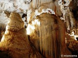 Cuevas del Cerro del Águila