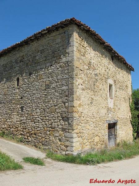 Casa torre de Ovilla de Mena