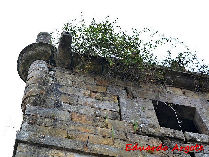 Casa torre de Hoyos