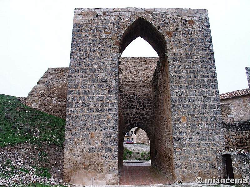 Muralla urbana de Brihuega