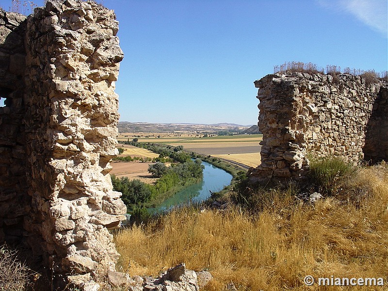 Castillo de Vállaga