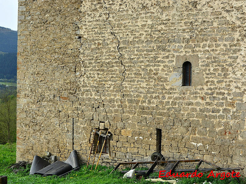 Casa torre Lamariñotorrea