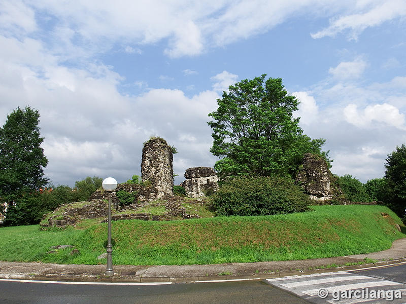 Castillo Gazteluzar