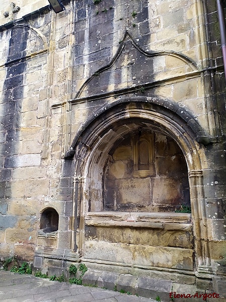 Iglesia de San Esteban de Lartaun