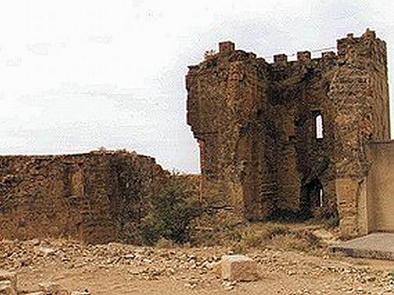 Castillo de Montearagón