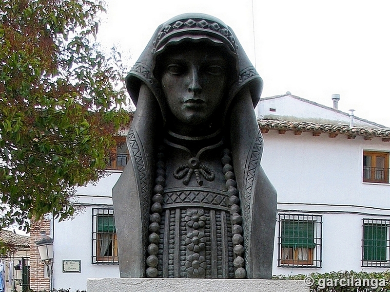 Monumento a la Condesa de Chinchón