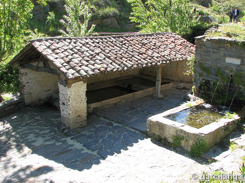 Lavadero y fuente de Patones de Arriba