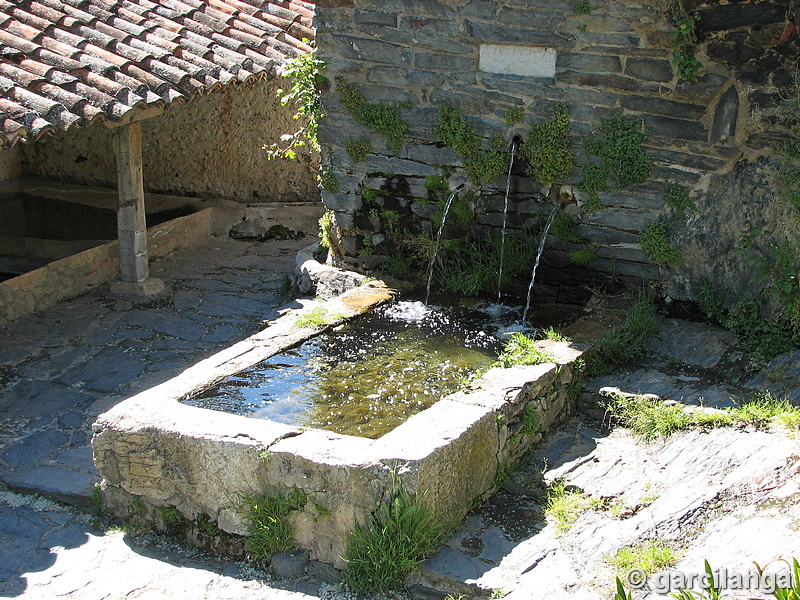 Lavadero y fuente de Patones de Arriba