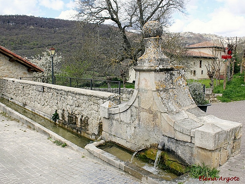 Fuente, abrevadero y lavadero de Baquedano