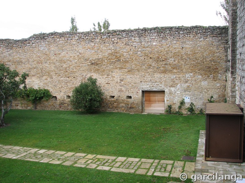 Castillo palacio de Arazuri