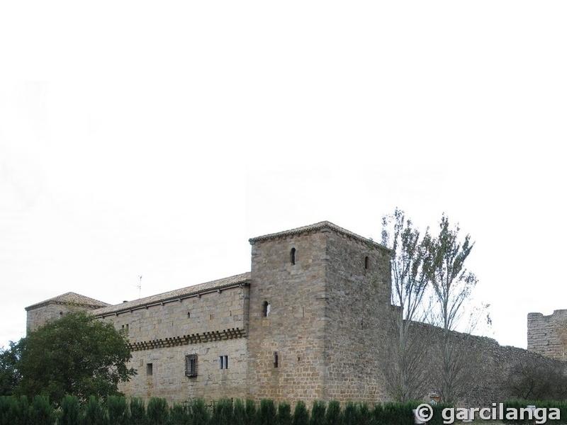 Castillo palacio de Arazuri