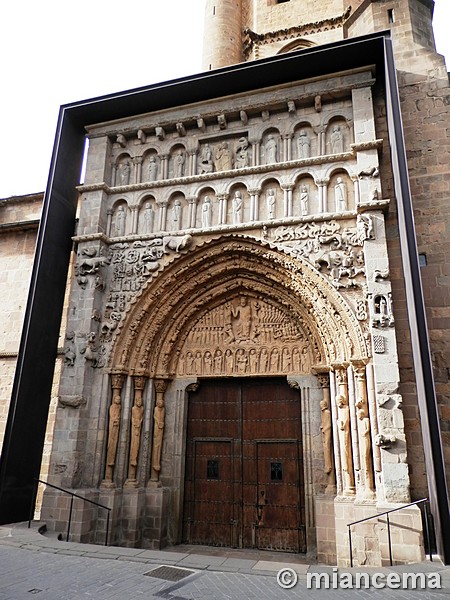 Iglesia de Santa María la Real