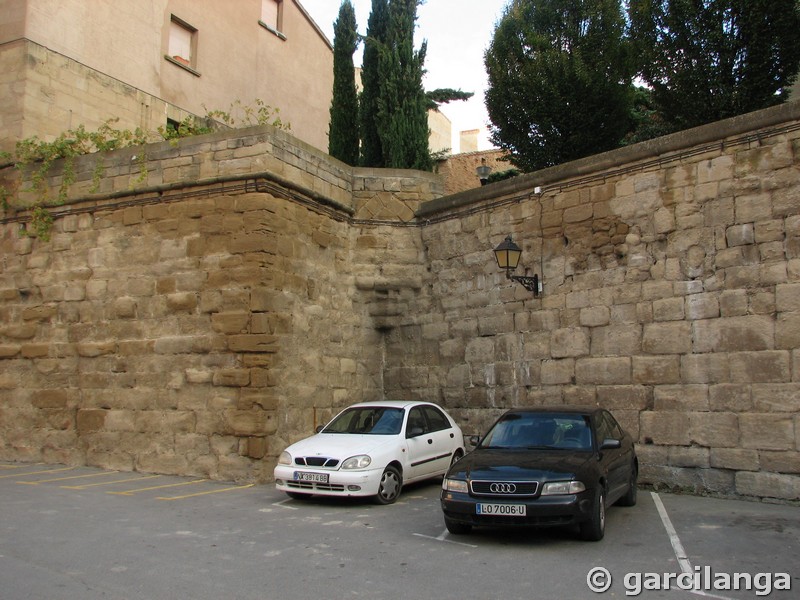 Muralla urbana de Viana