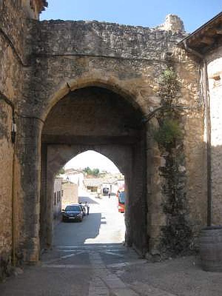 Muralla urbana de Maderuelo