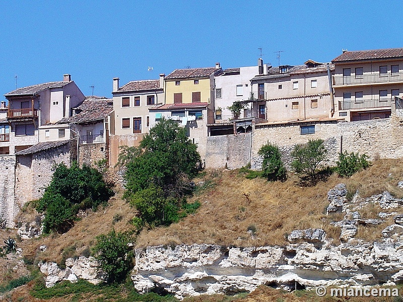 Muralla urbana de Maderuelo