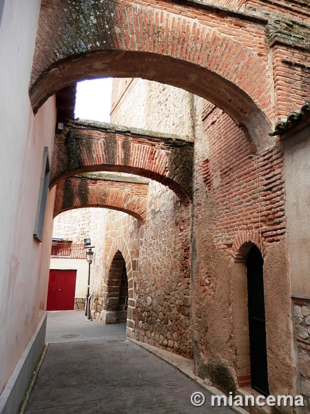 Muralla urbana de Escalona