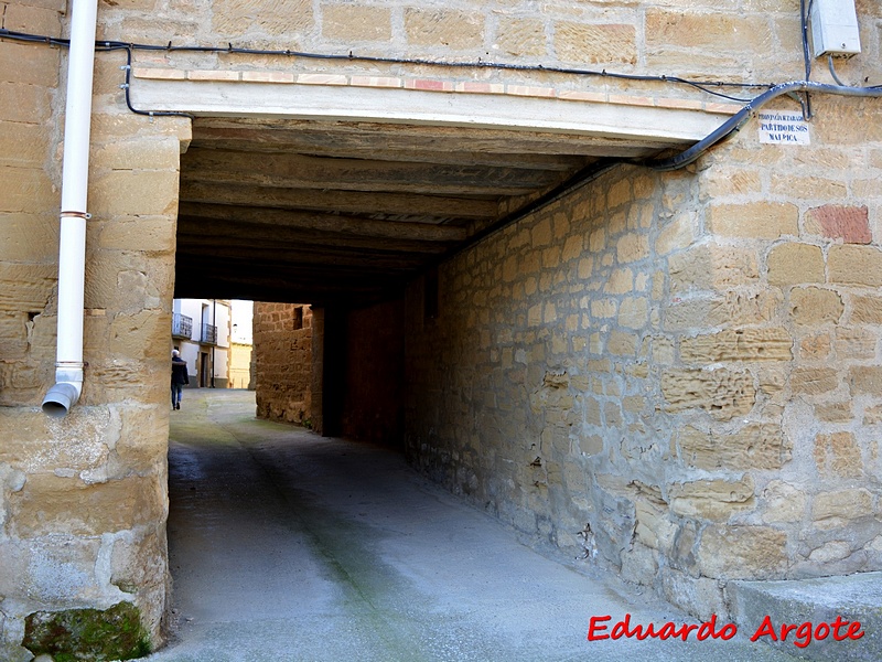 Muralla urbana de Malpica de Arba