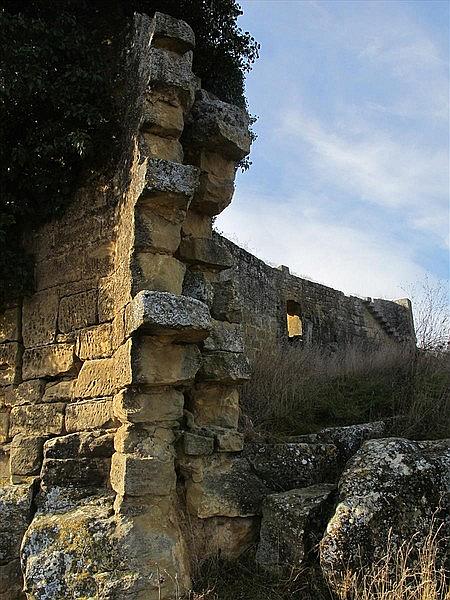 Castillo de Yéquera