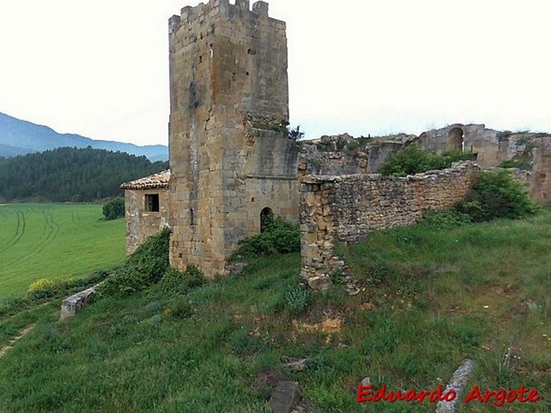 Castillo de Añués