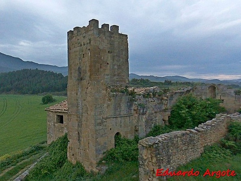 Castillo de Añués